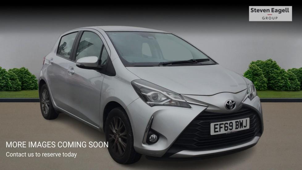 Main listing image - Toyota Yaris