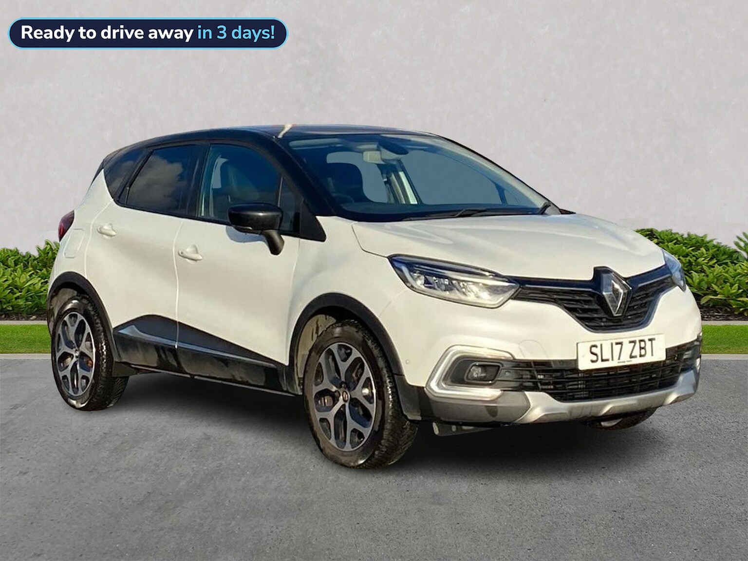 Main listing image - Renault Captur