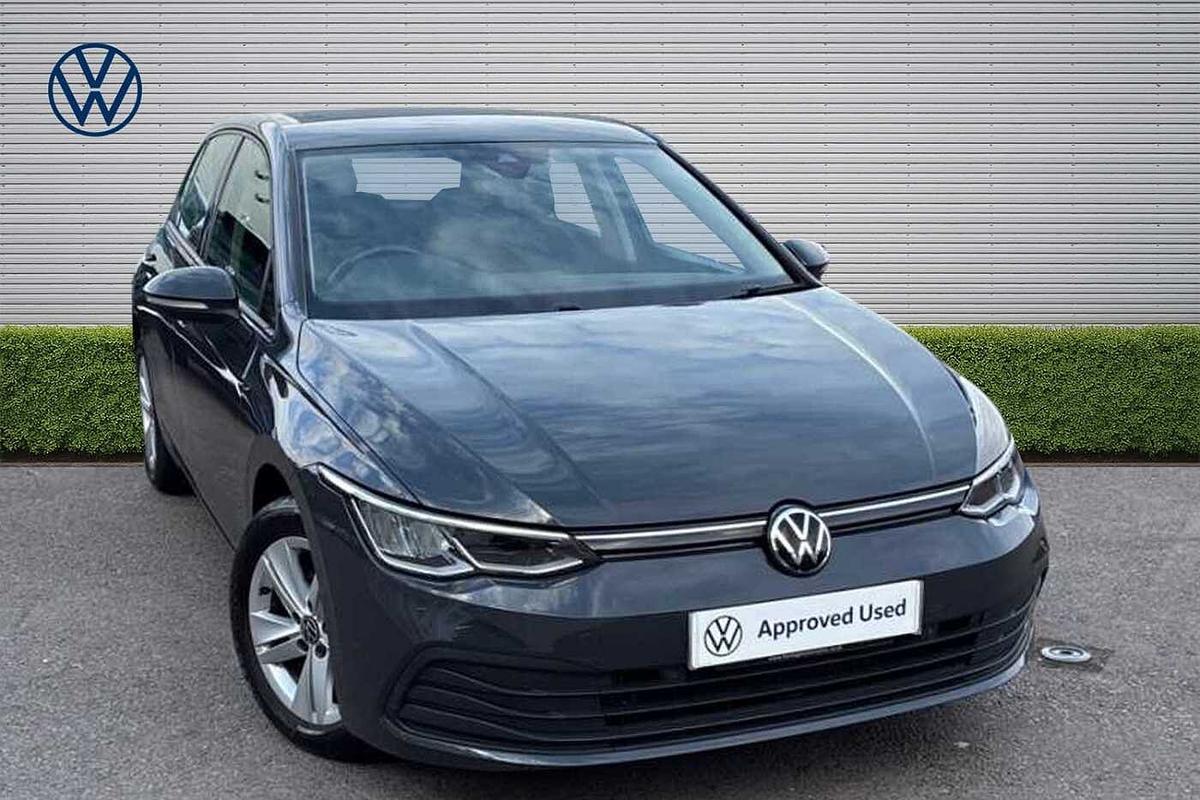 Main listing image - Volkswagen Golf