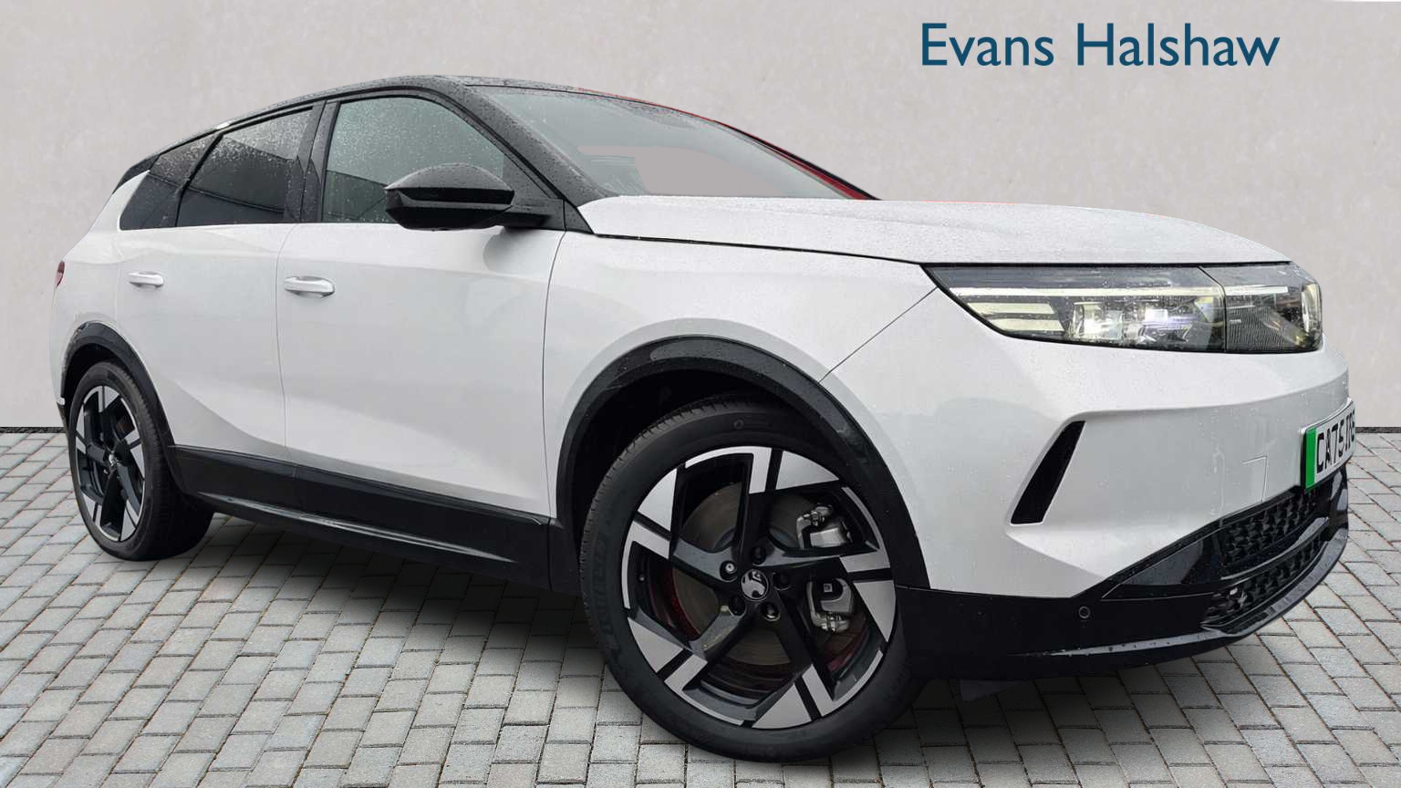 Main listing image - Vauxhall Grandland