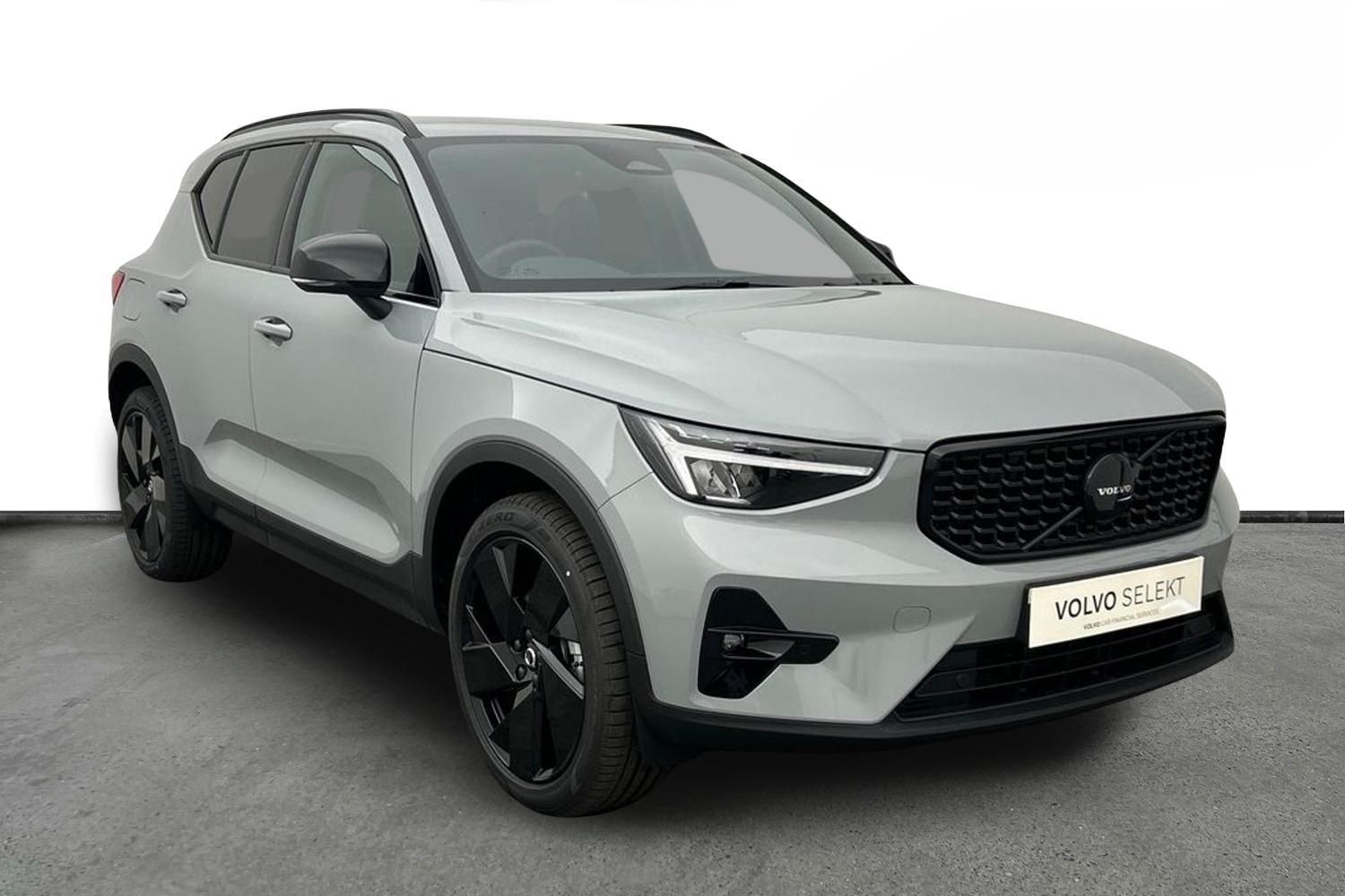 Main listing image - Volvo XC40