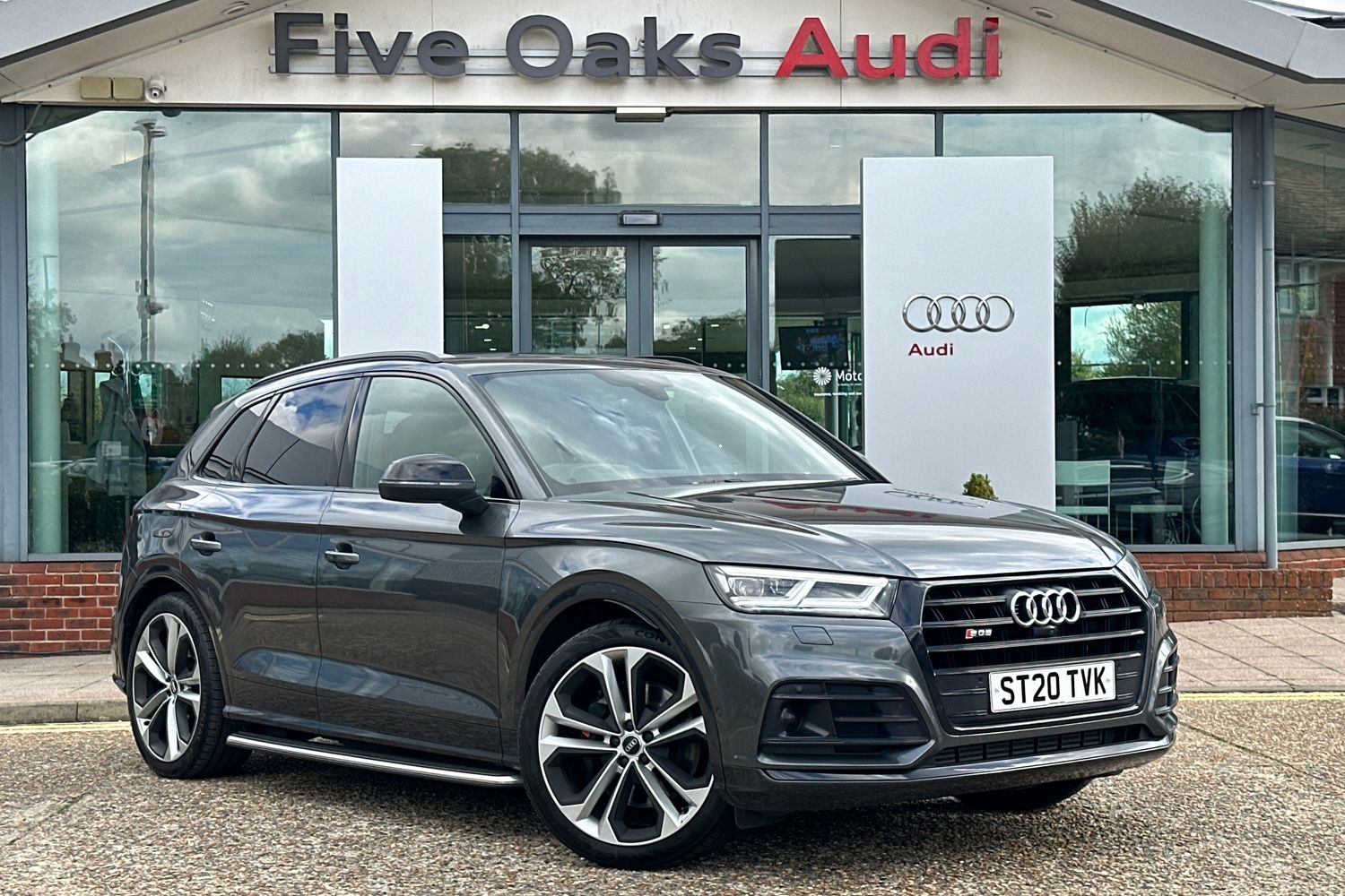 Main listing image - Audi SQ5