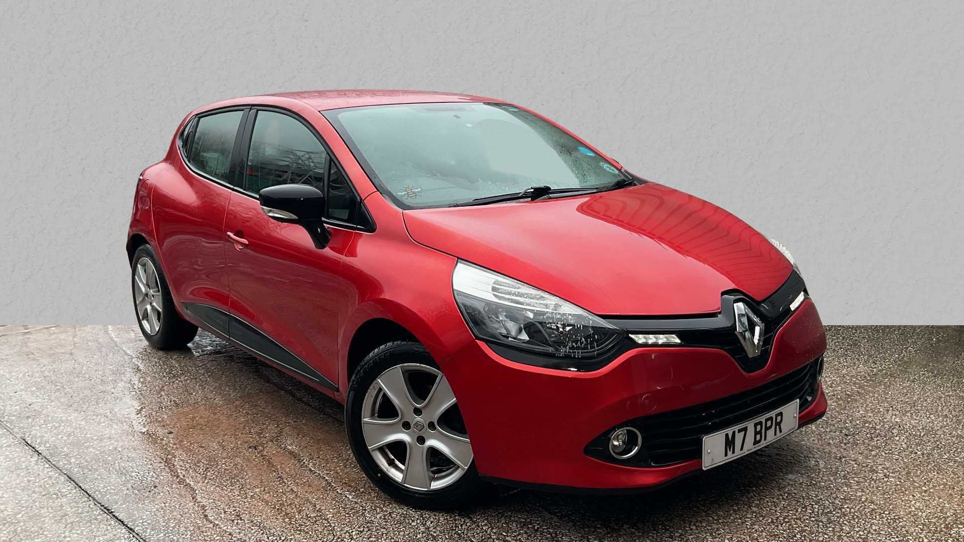 Main listing image - Renault Clio