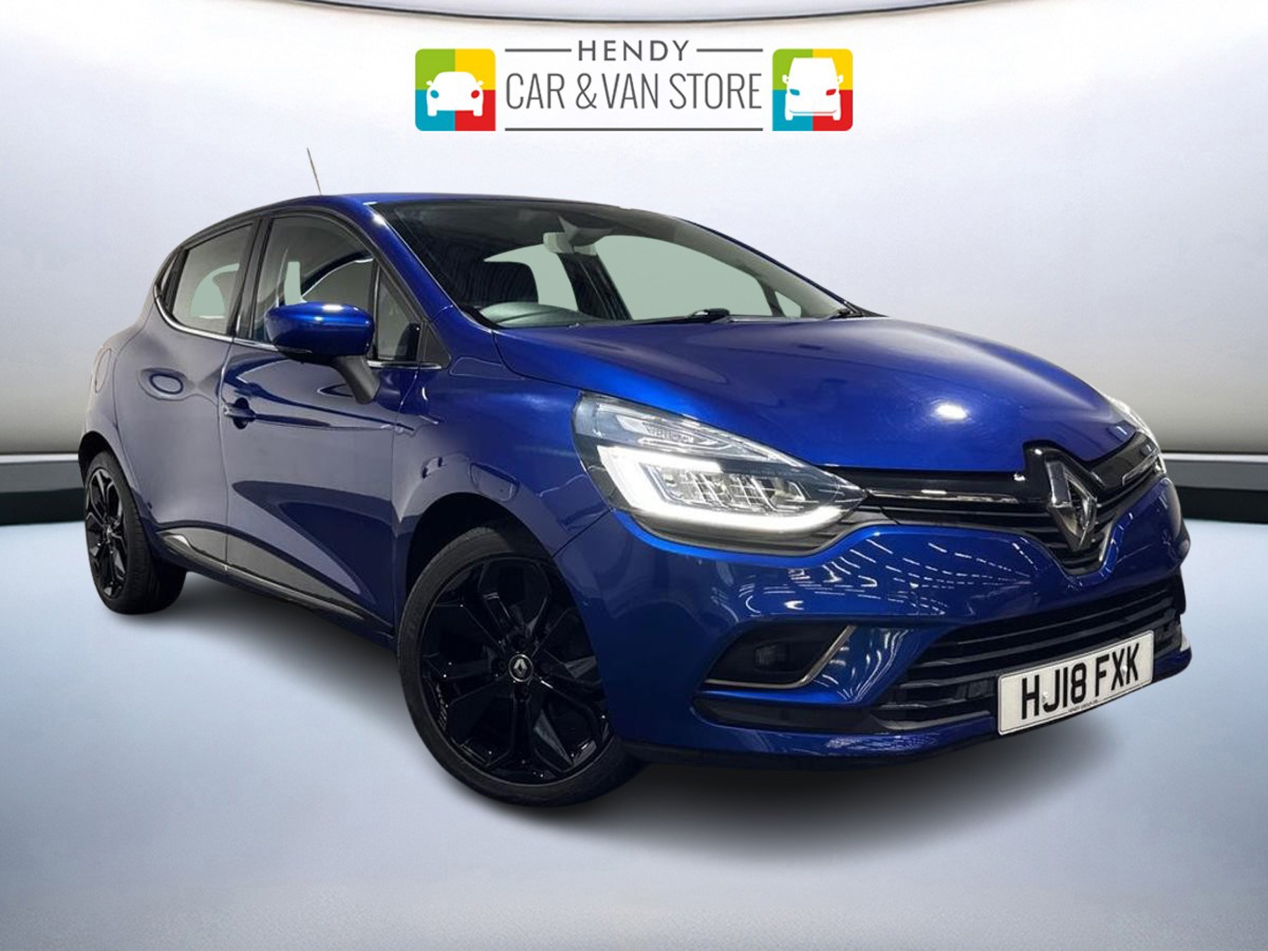 Main listing image - Renault Clio