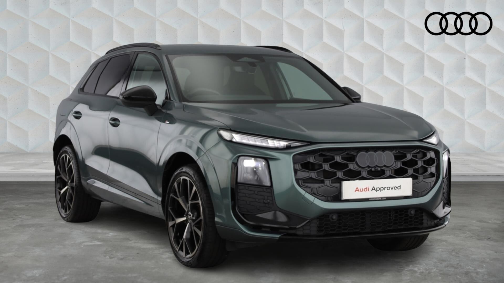 Main listing image - Audi Q3