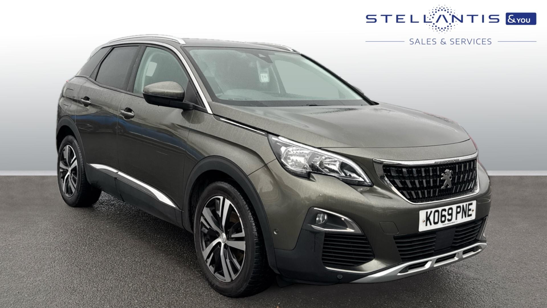 Main listing image - Peugeot 3008