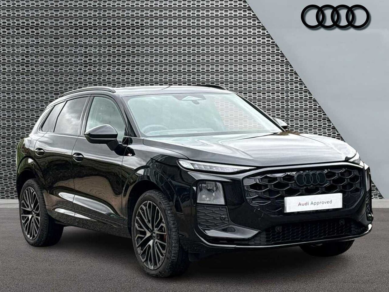 Main listing image - Audi Q3