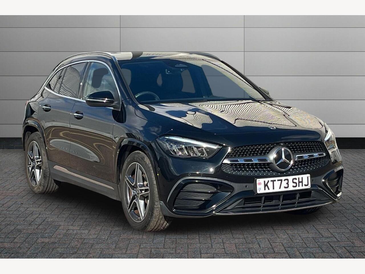 Main listing image - Mercedes-Benz GLA