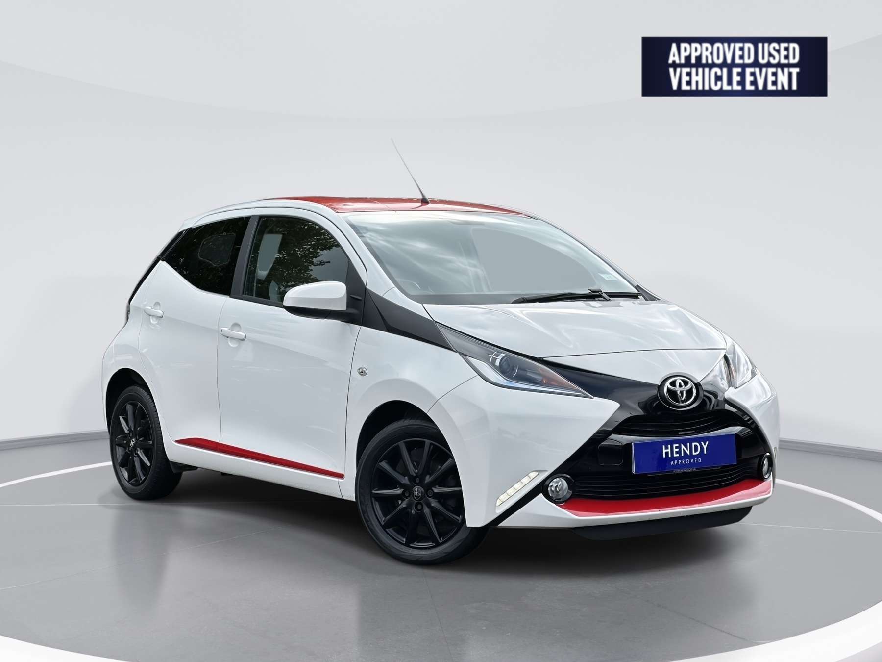 Main listing image - Toyota Aygo