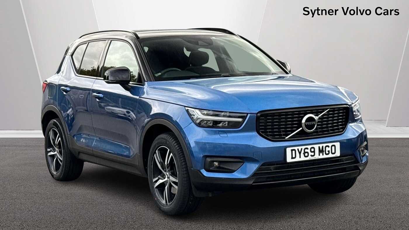 Main listing image - Volvo XC40