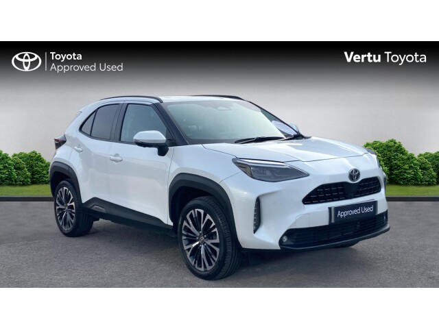 Main listing image - Toyota Yaris Cross