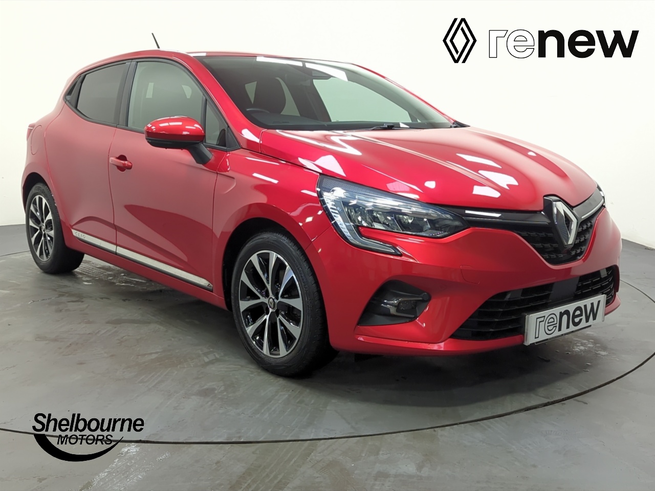 Main listing image - Renault Clio