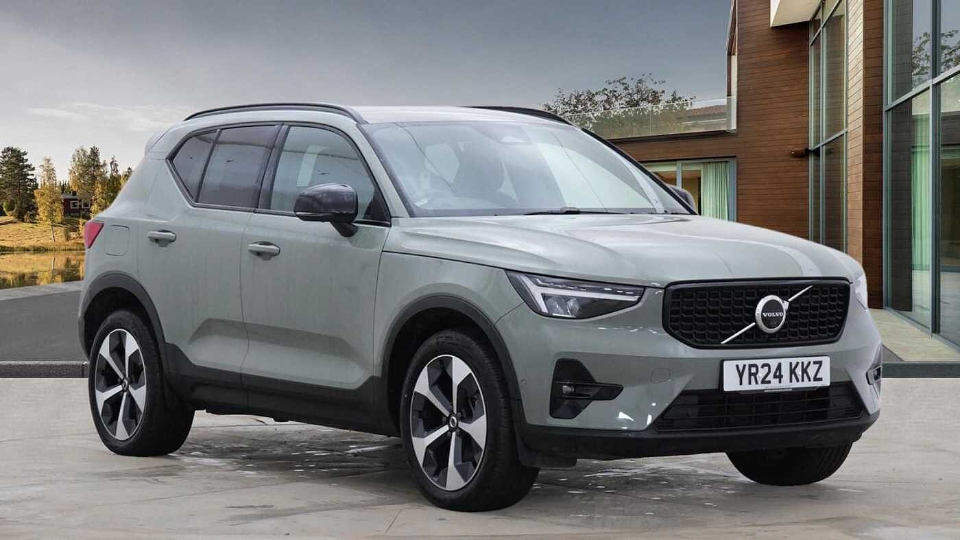 Main listing image - Volvo XC40