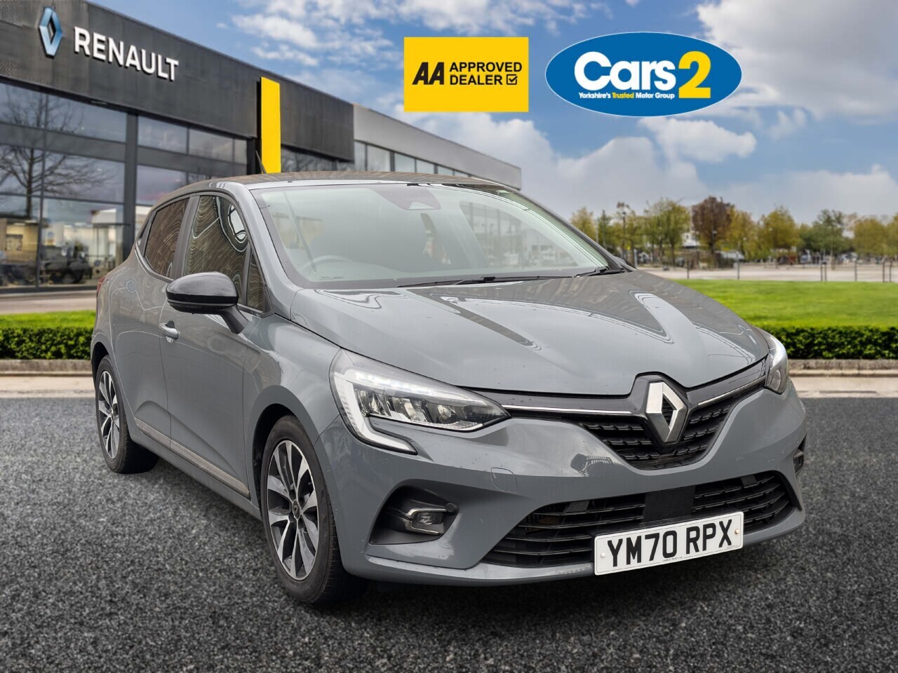 Main listing image - Renault Clio