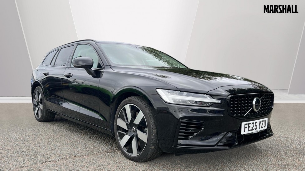Main listing image - Volvo V60