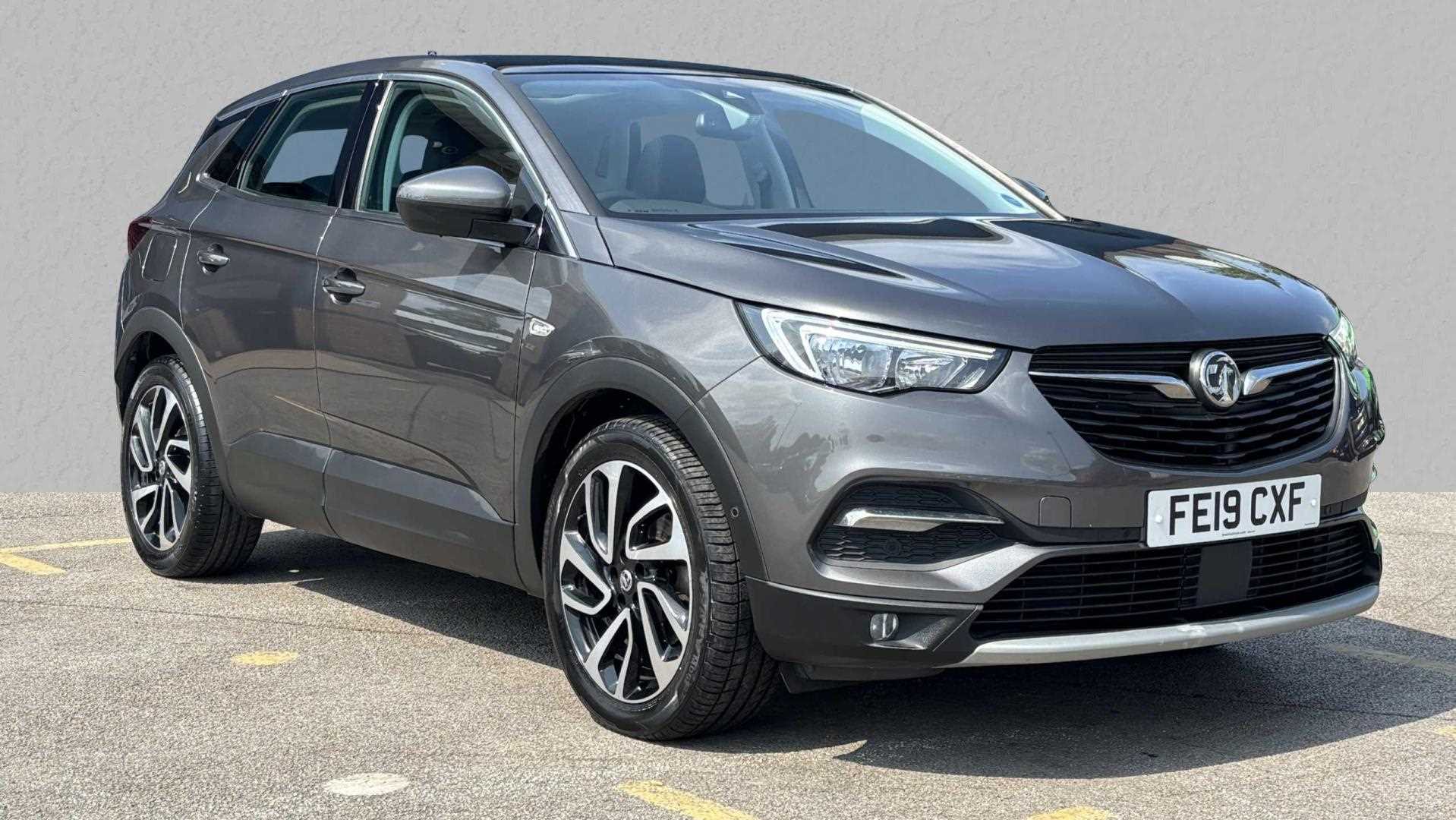 Main listing image - Vauxhall Grandland X