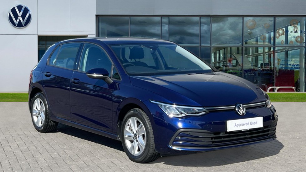 Main listing image - Volkswagen Golf
