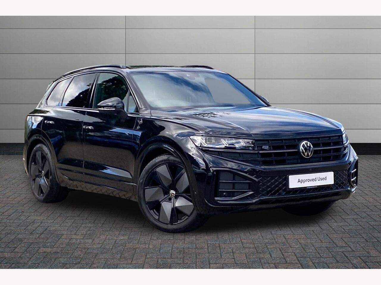 Main listing image - Volkswagen Touareg