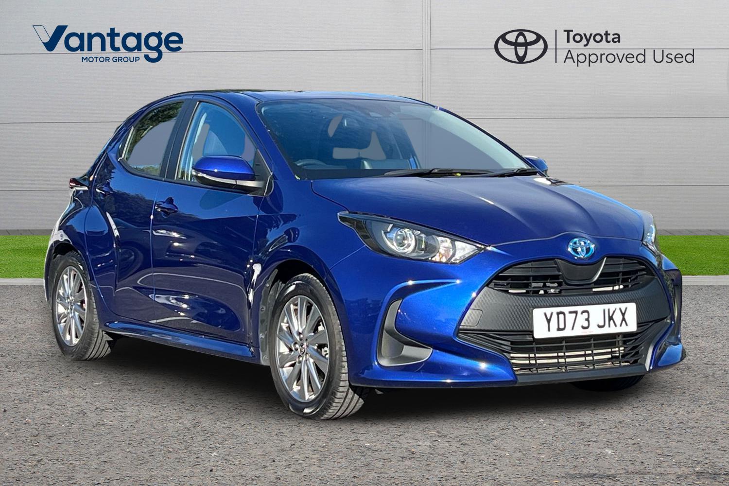 Main listing image - Toyota Yaris