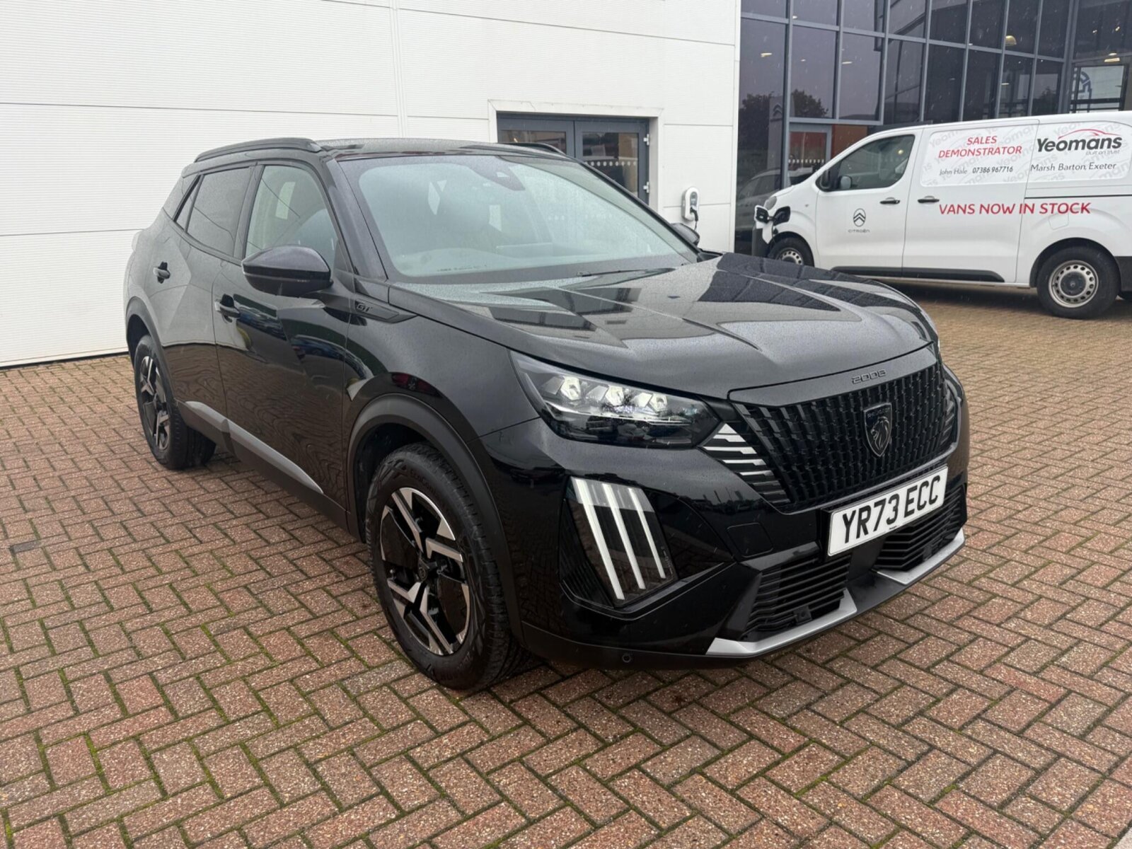 Main listing image - Peugeot 2008