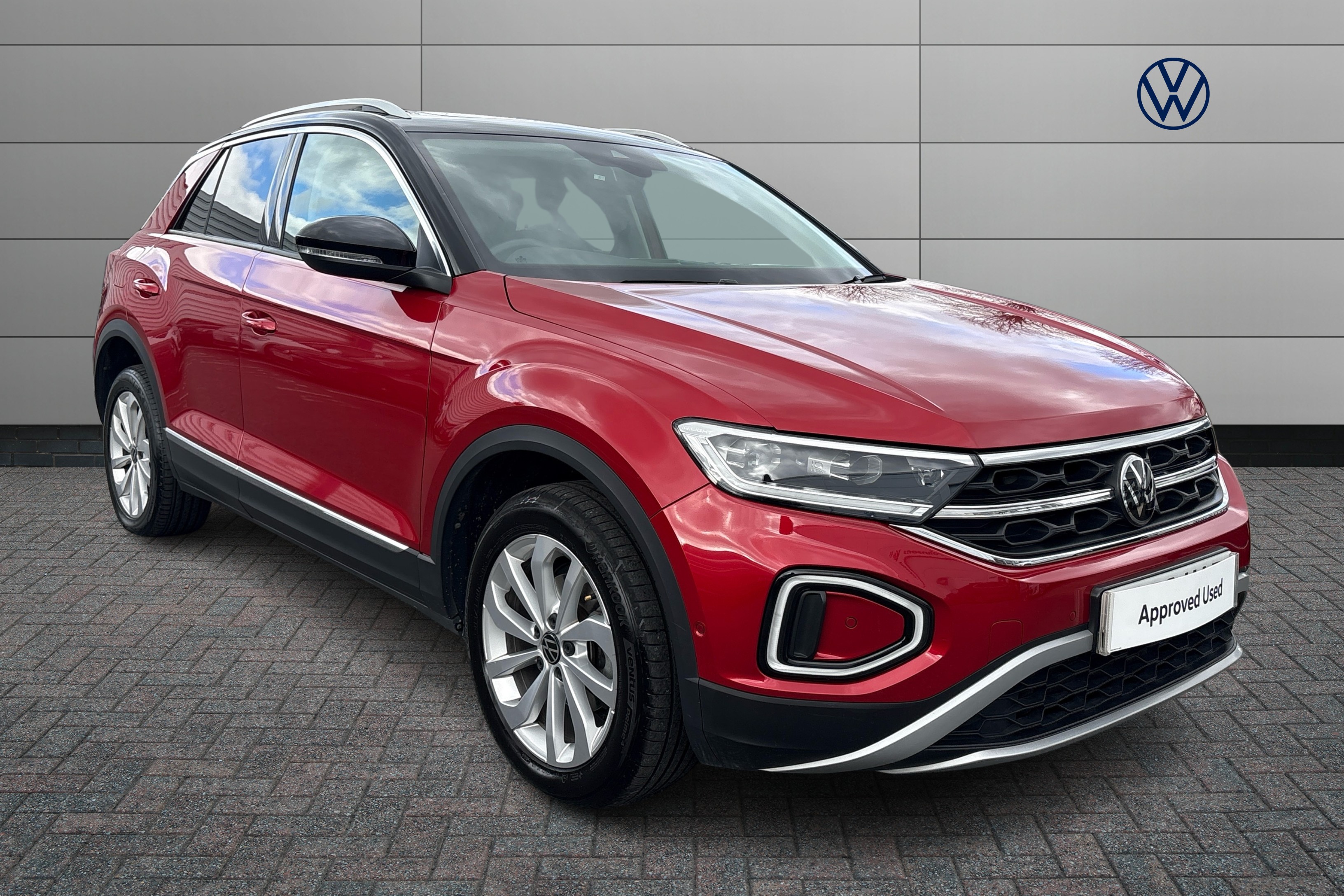 Main listing image - Volkswagen T-Roc