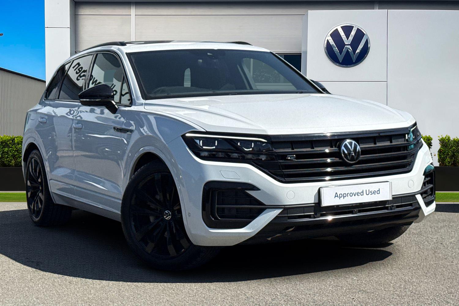 Main listing image - Volkswagen Touareg