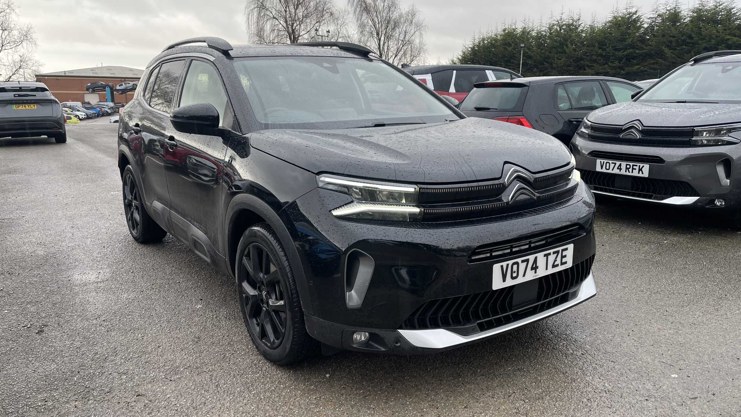 Main listing image - Citroen C5 Aircross