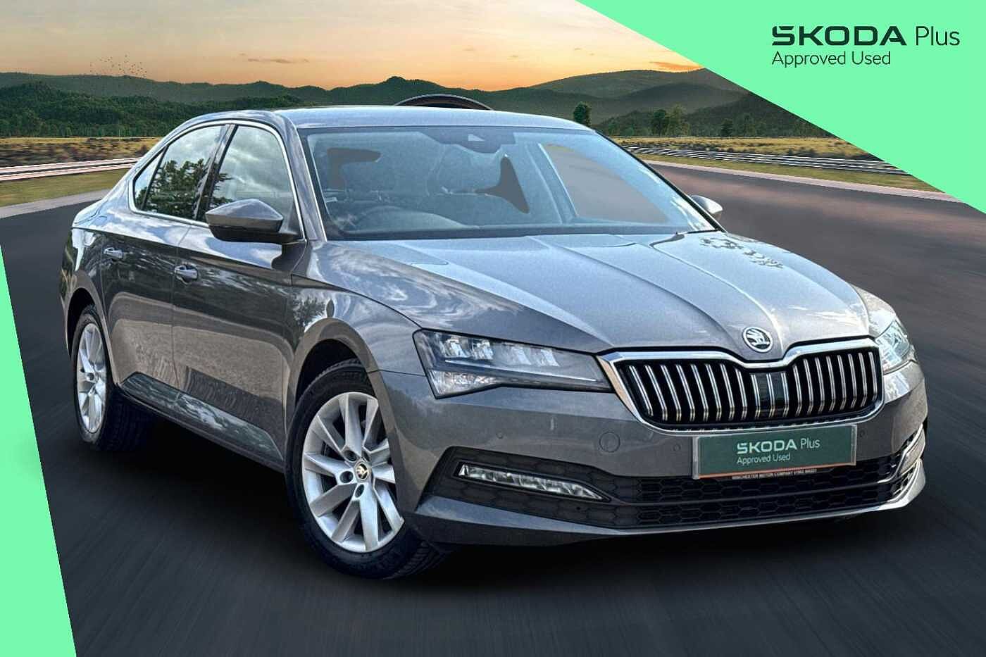 Main listing image - Skoda Superb