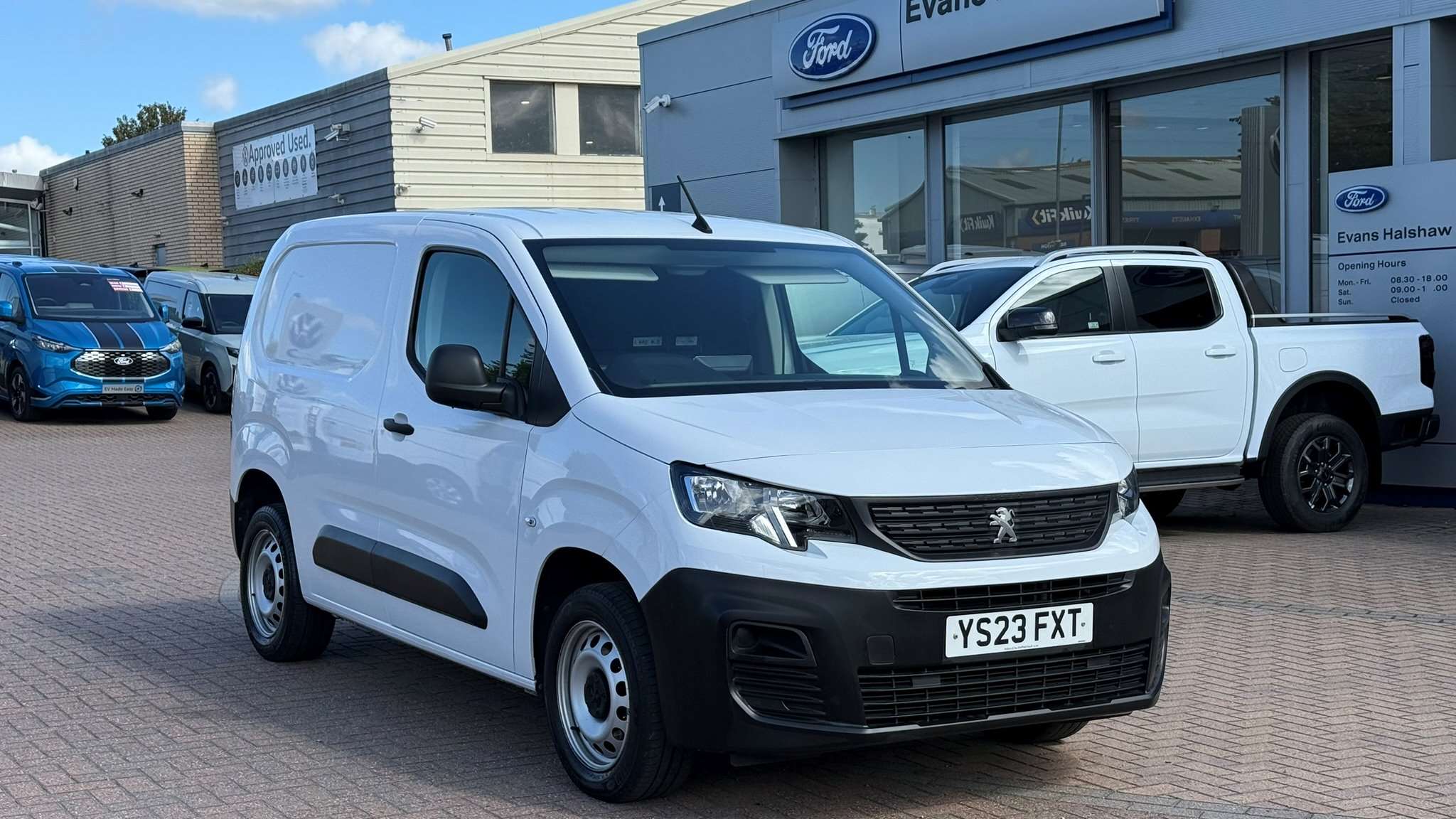 Main listing image - Peugeot Partner