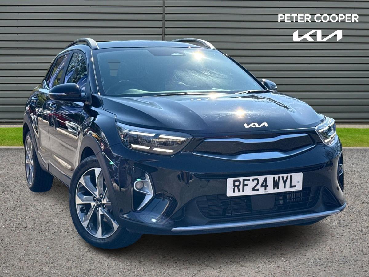 Main listing image - Kia Stonic