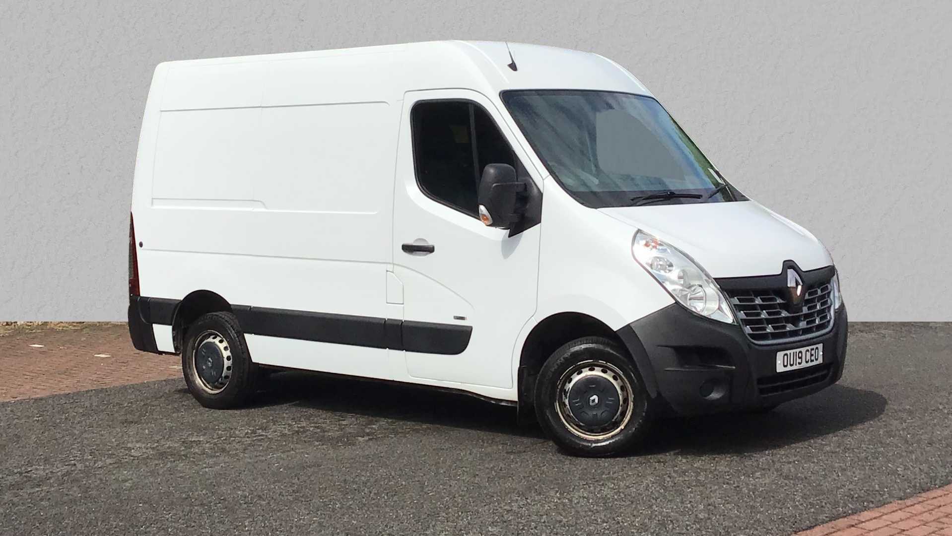 Main listing image - Renault Master E Tech