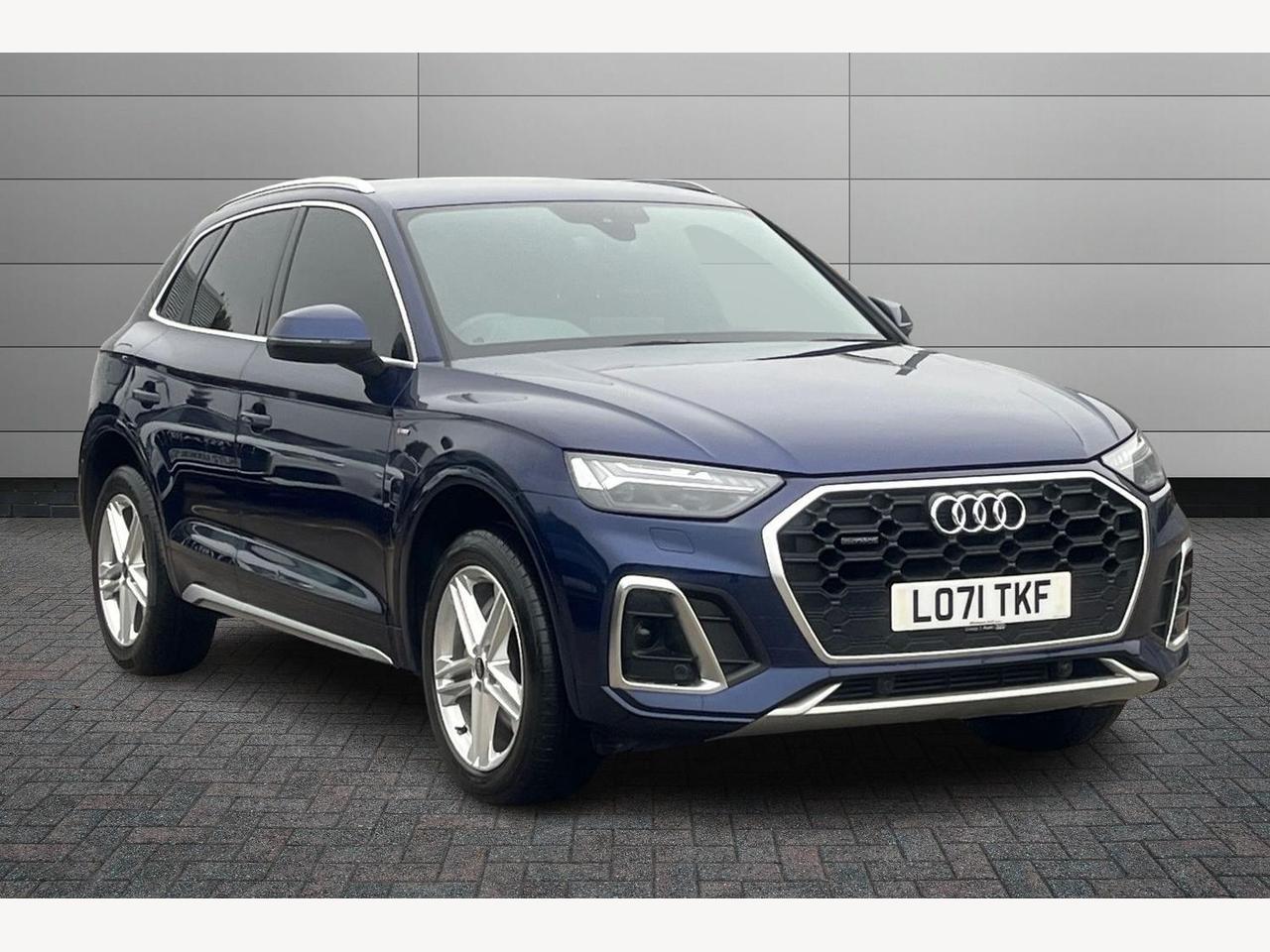 Main listing image - Audi Q5