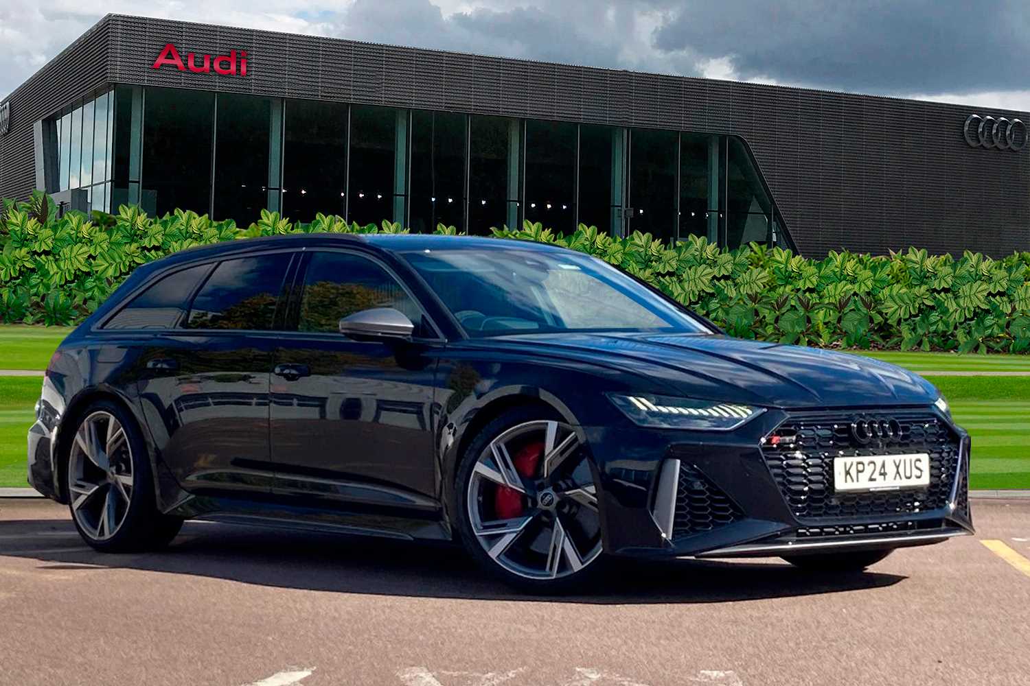 Main listing image - Audi RS6