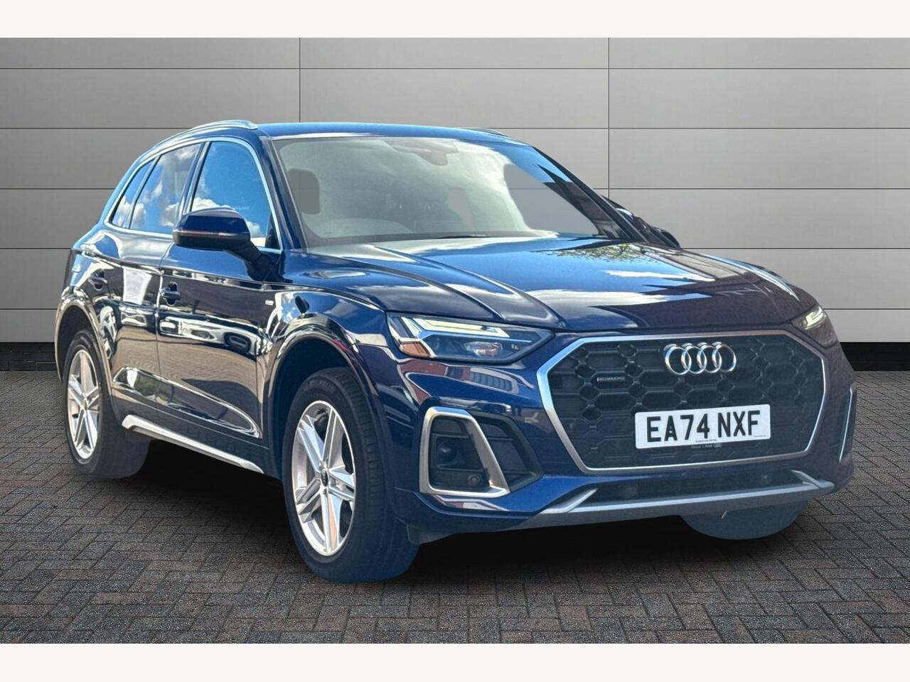 Main listing image - Audi Q5