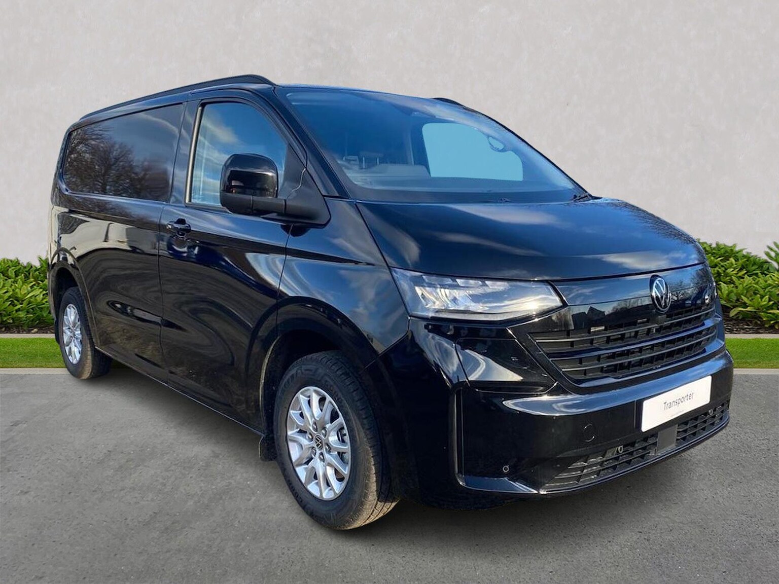 Main listing image - Volkswagen Transporter