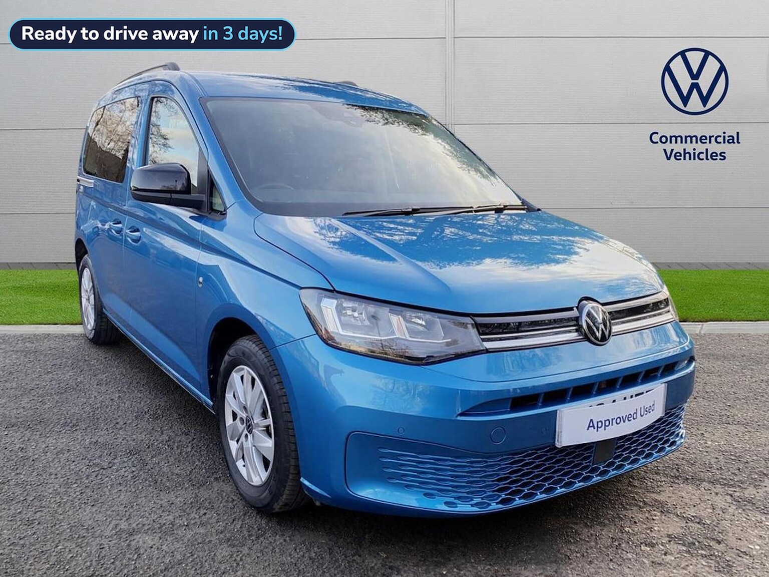 Main listing image - Volkswagen Caddy Life