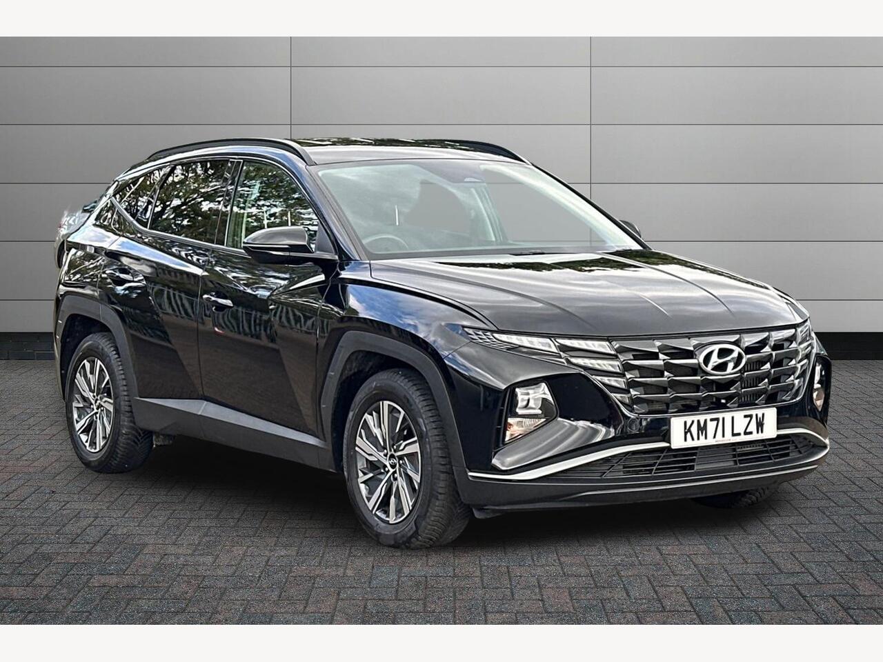 Main listing image - Hyundai Tucson