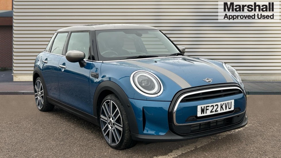 Main listing image - MINI Hatchback 5dr