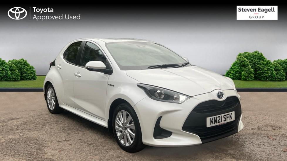 Main listing image - Toyota Yaris