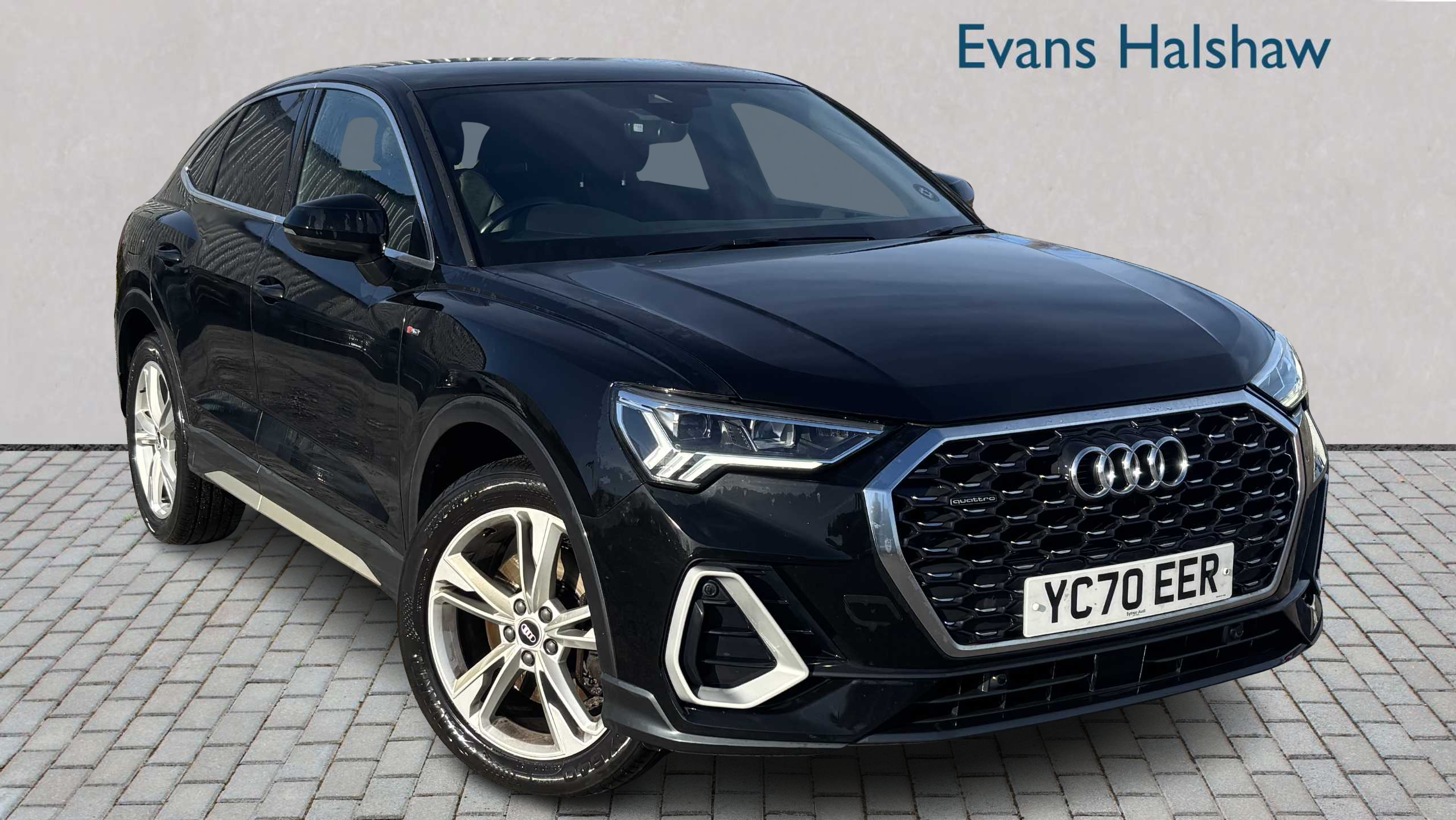 Main listing image - Audi Q3