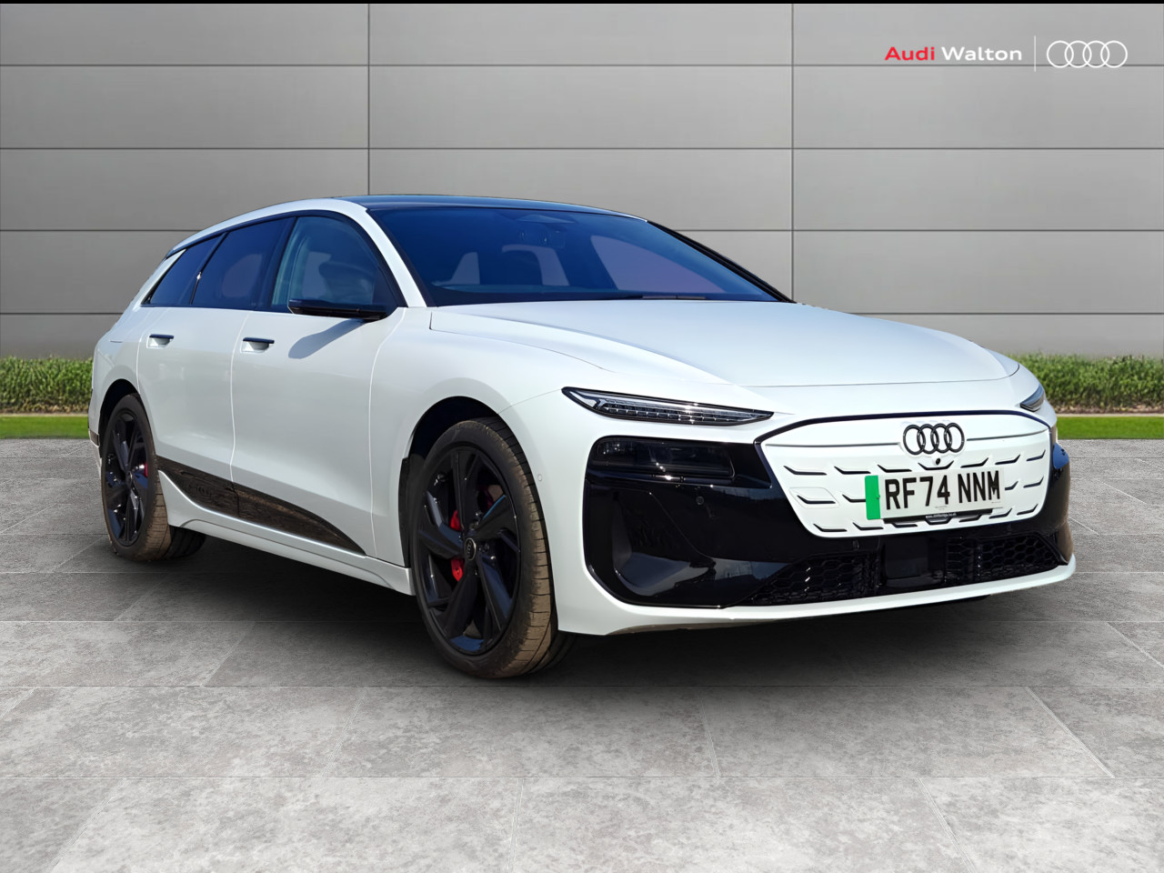 Main listing image - Audi e-tron