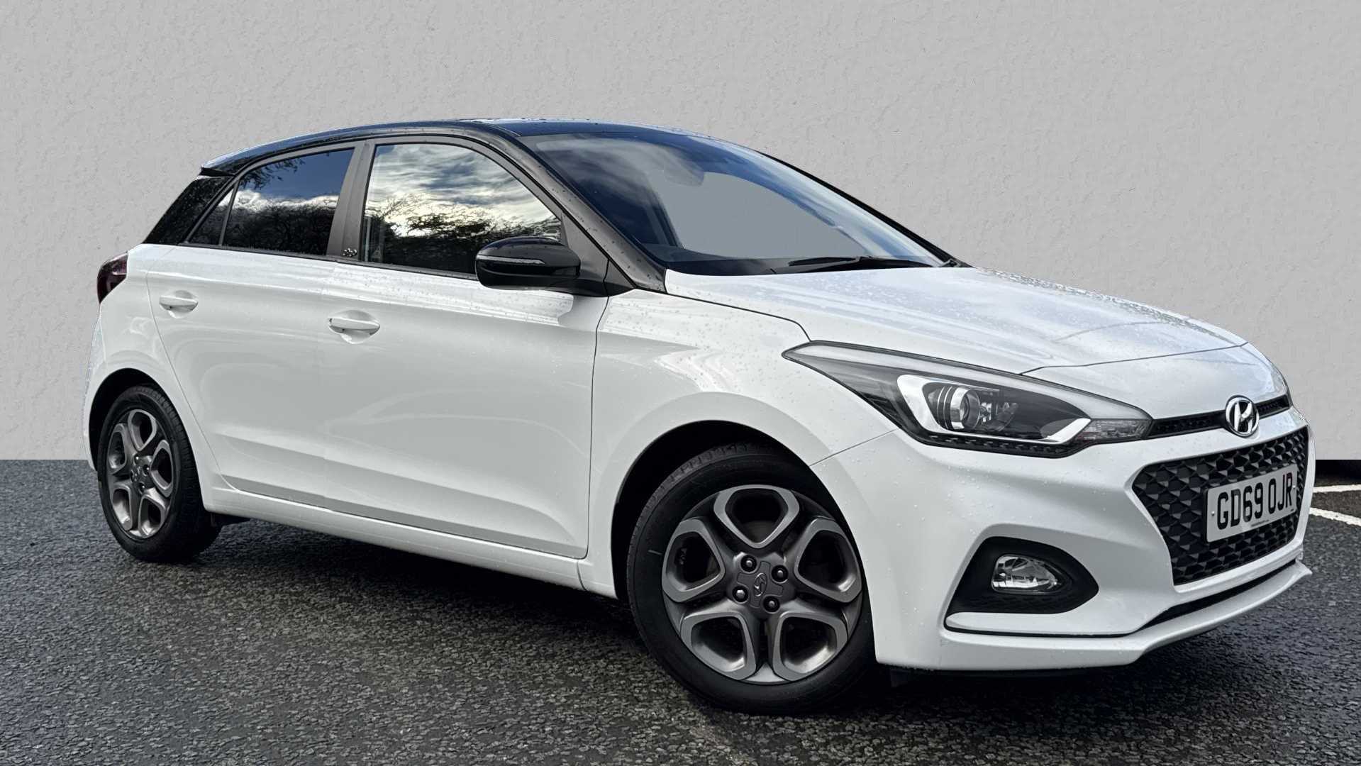 Main listing image - Hyundai i20