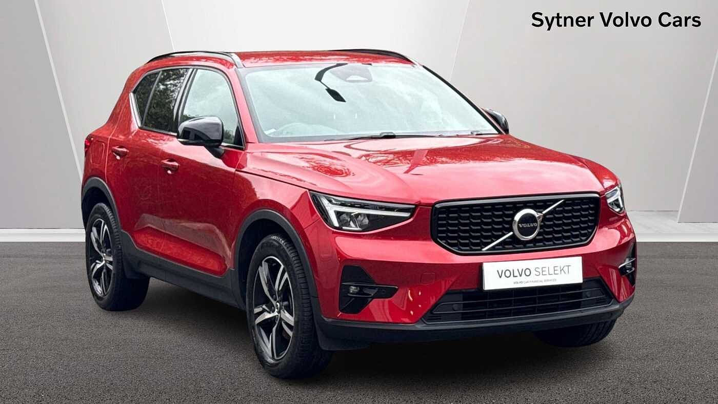 Main listing image - Volvo XC40