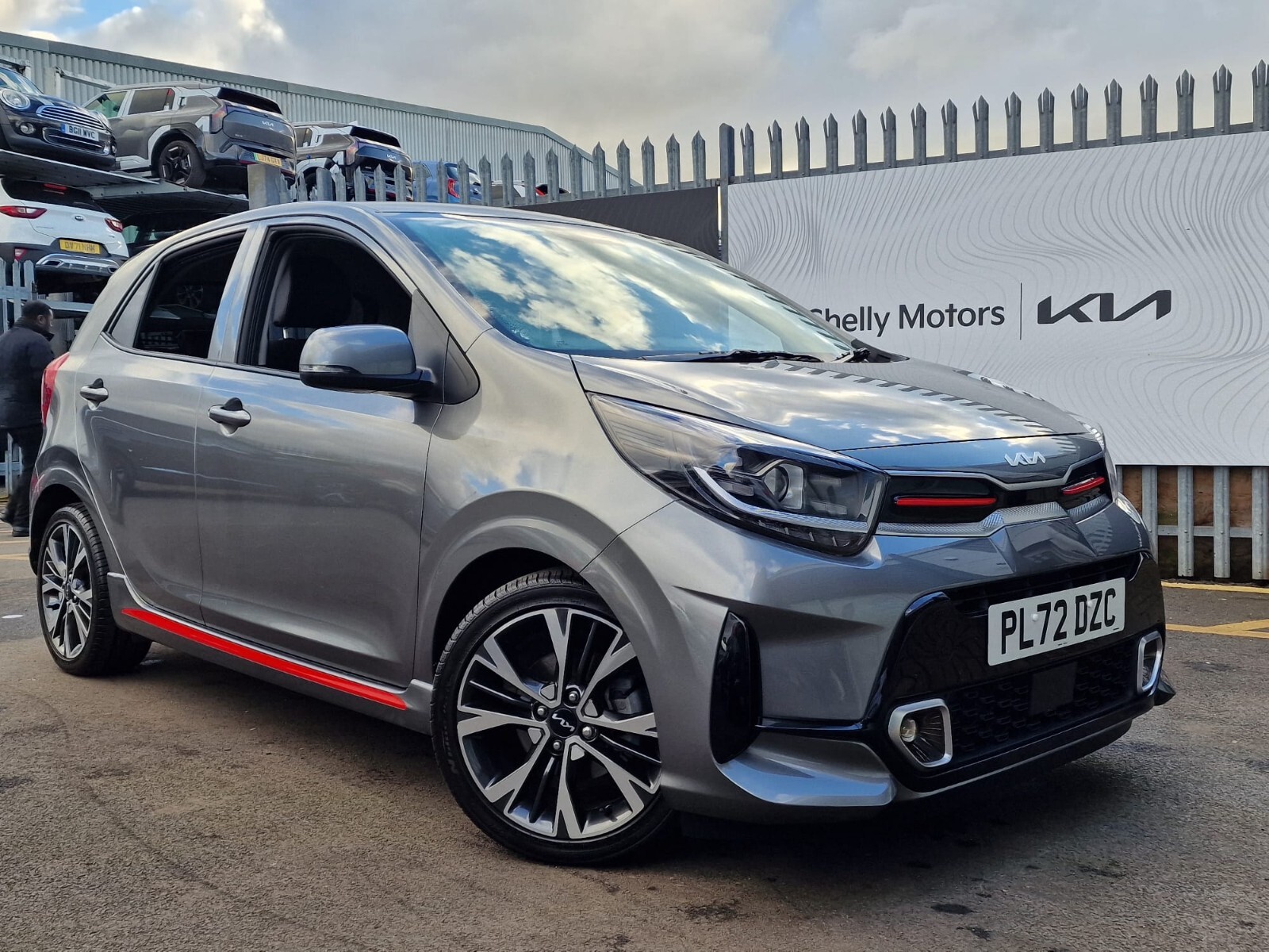 Main listing image - Kia Picanto