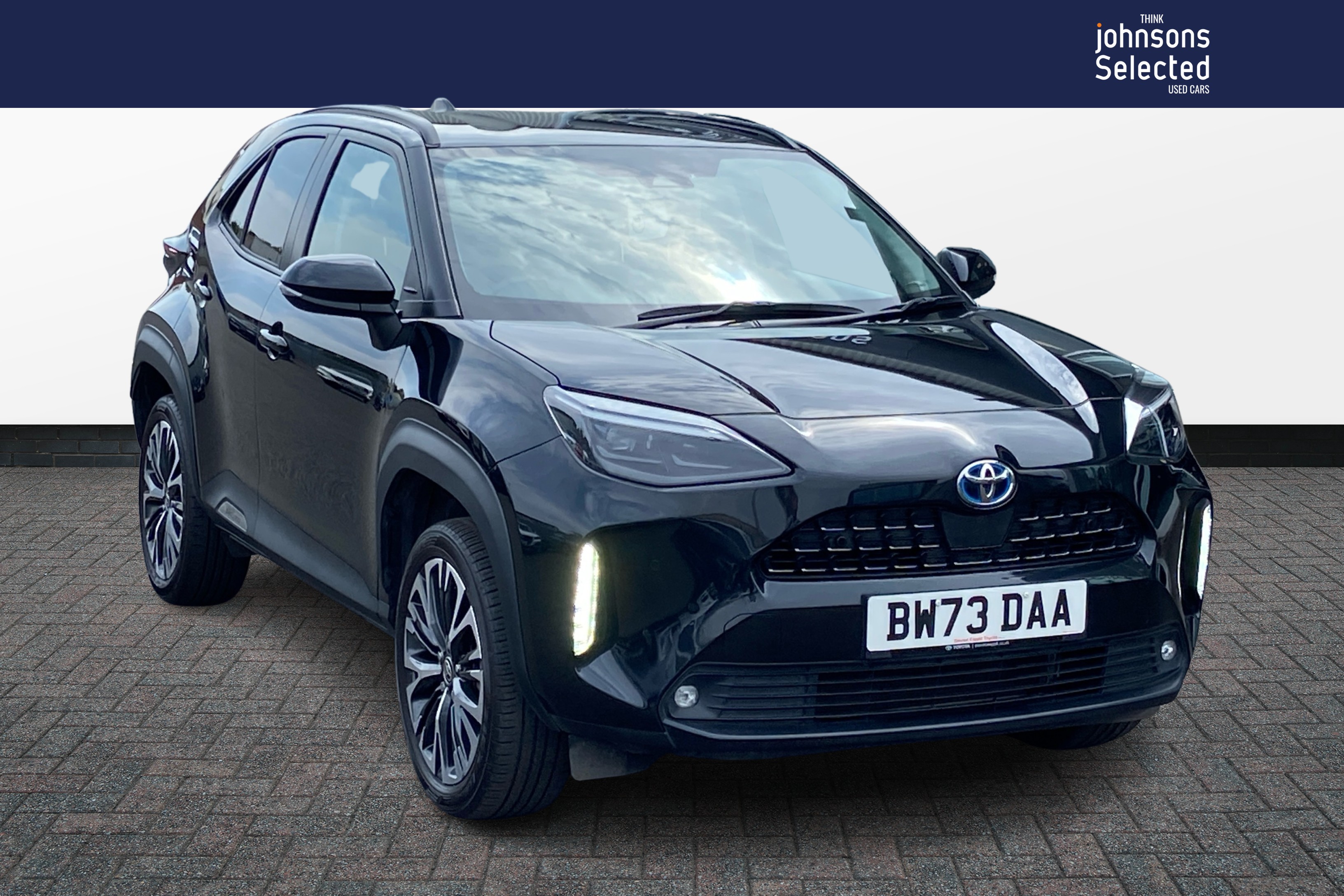 Main listing image - Toyota Yaris Cross