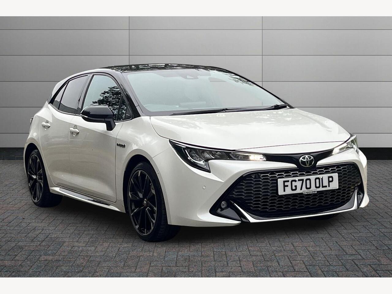 Main listing image - Toyota Corolla