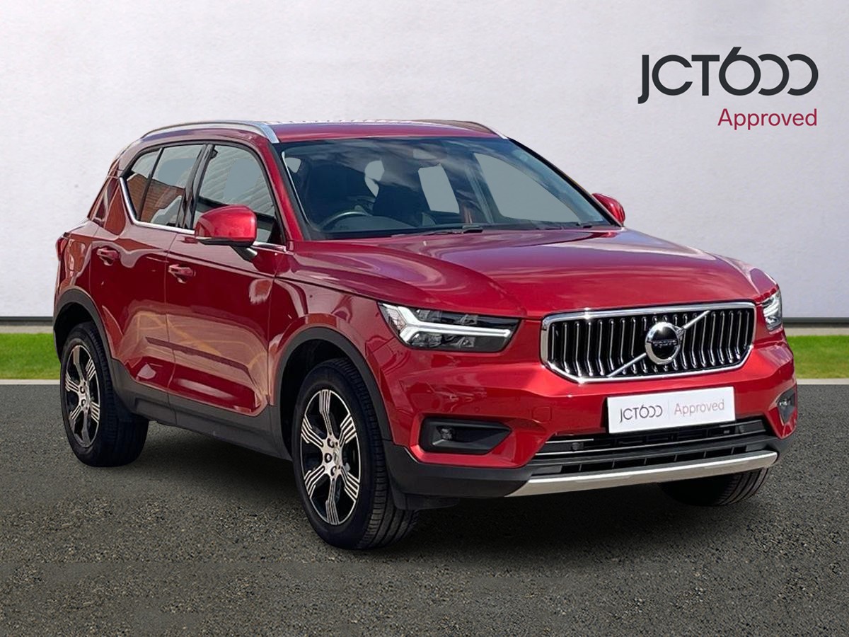 Main listing image - Volvo XC40