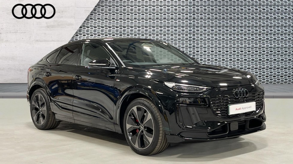 Main listing image - Audi Q6 e-tron