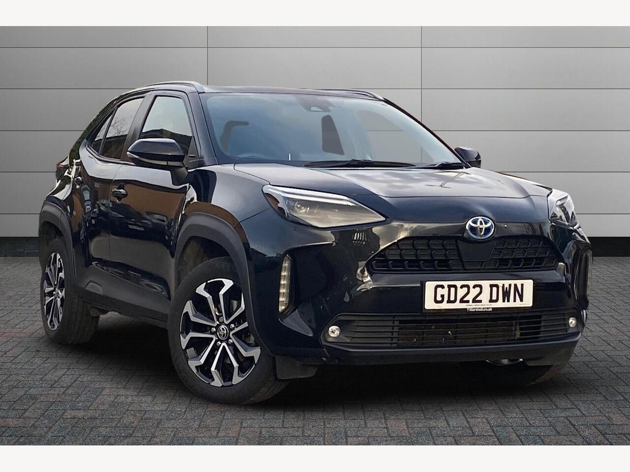 Main listing image - Toyota Yaris Cross