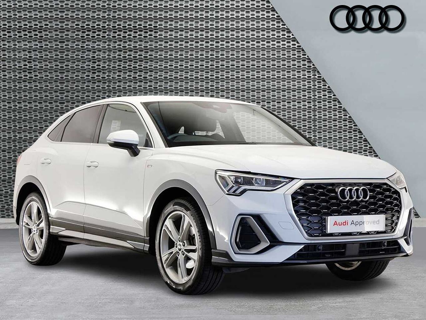 Main listing image - Audi Q3